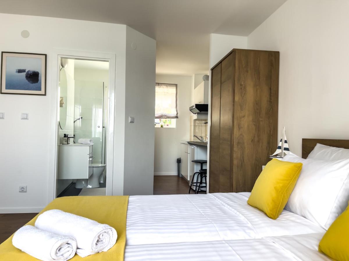Apartments Goro Podstrana Ngoại thất bức ảnh