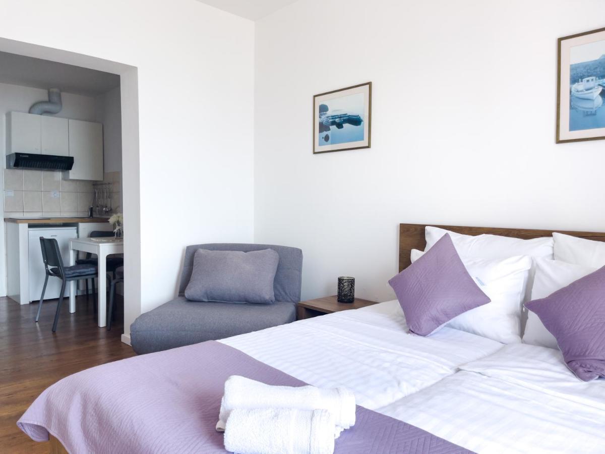 Apartments Goro Podstrana Ngoại thất bức ảnh